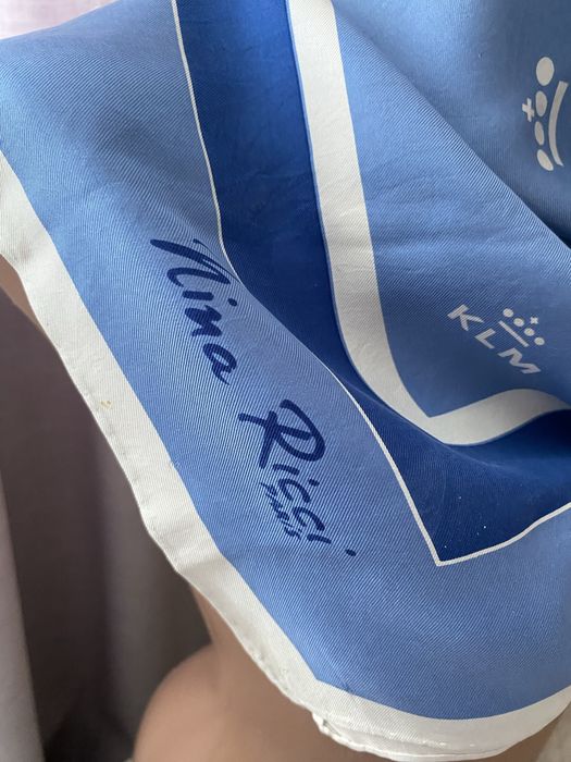 Хустка вінтажна Nina Ricci