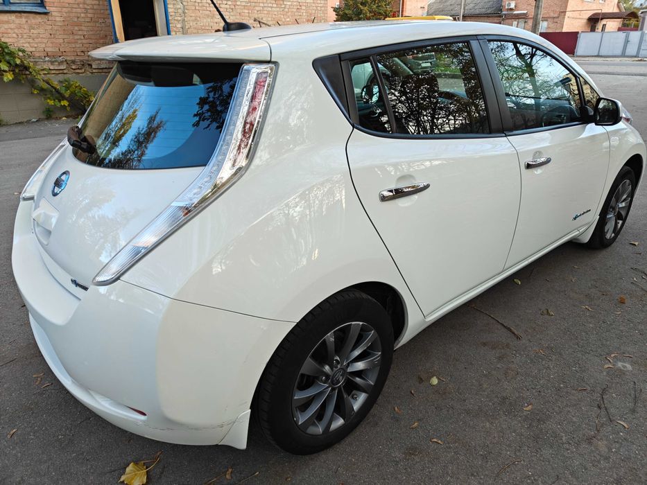 Nissan Leaf 2014, SV 24kWh (109PS) рестайлінг