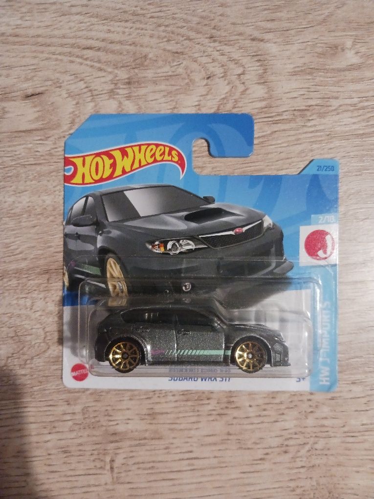 Różne hotwheelsy
