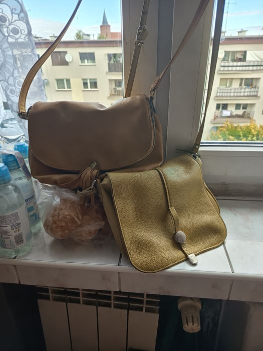 Sprzedam dwie torebki na ramię super