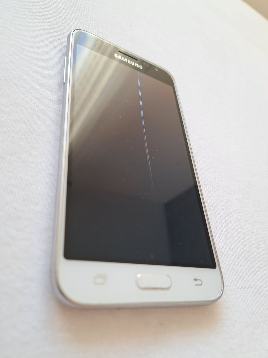 Samsung Galaxy J3 2016