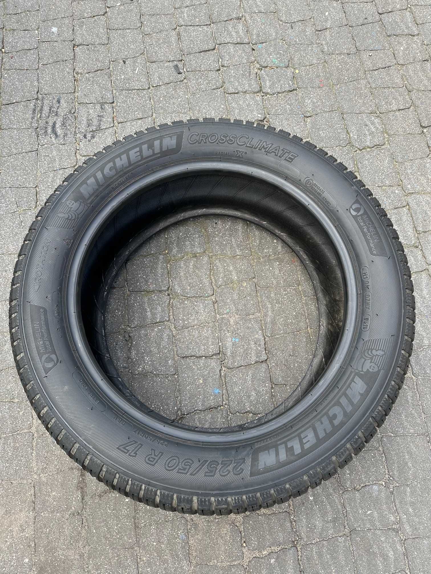 225/50R17 98V Michelin Crossclimate (838)