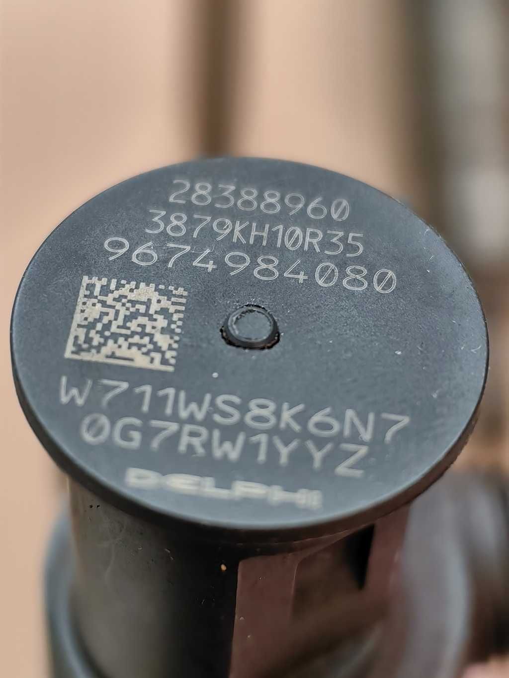 Wtryski komplet Peugeot 508 2.0 HDI 181KM uszkodzone  Delphi