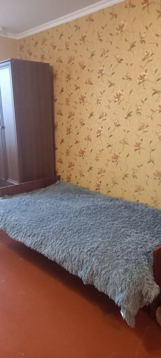 Здам кімнату  в центрі  міста біля парку Шевченка.