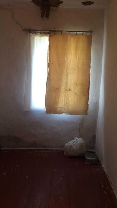 Село Супоївка - будинок поруч з річкою Супій. Є ВІДЕООГЛЯД.