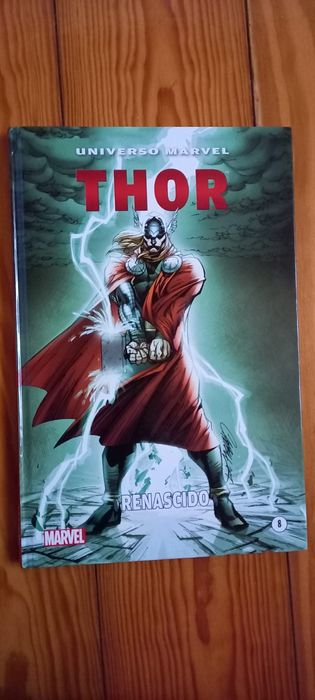 Livro "Thor renascido" da Marvel