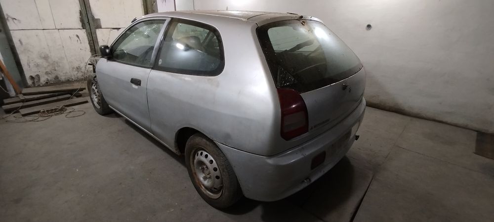 Mitsubishi Colt р0збірка купе