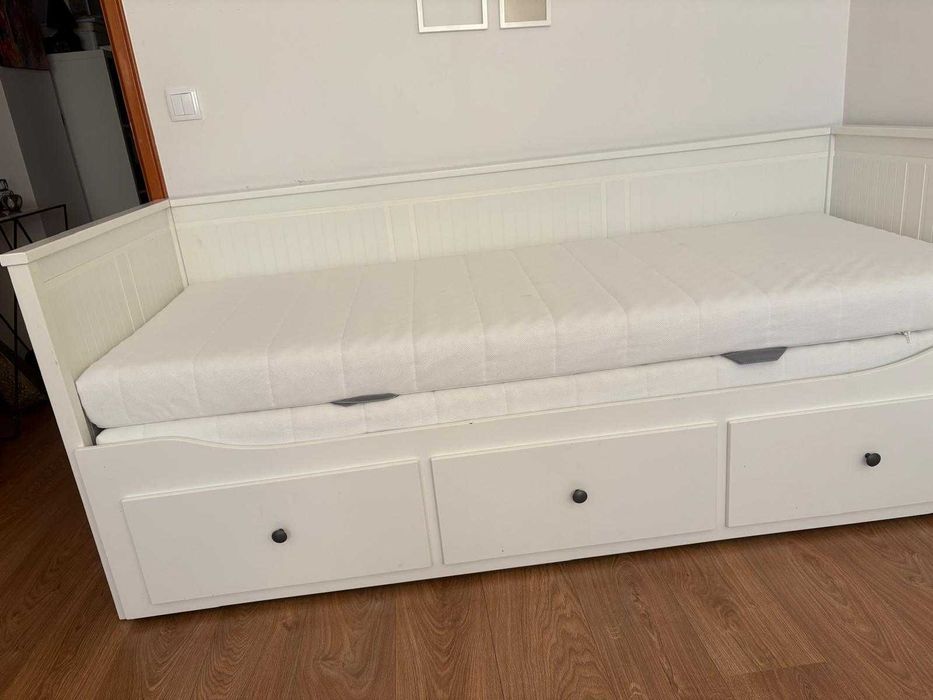 Cama IKEA Hemnes extensível C/ colchão