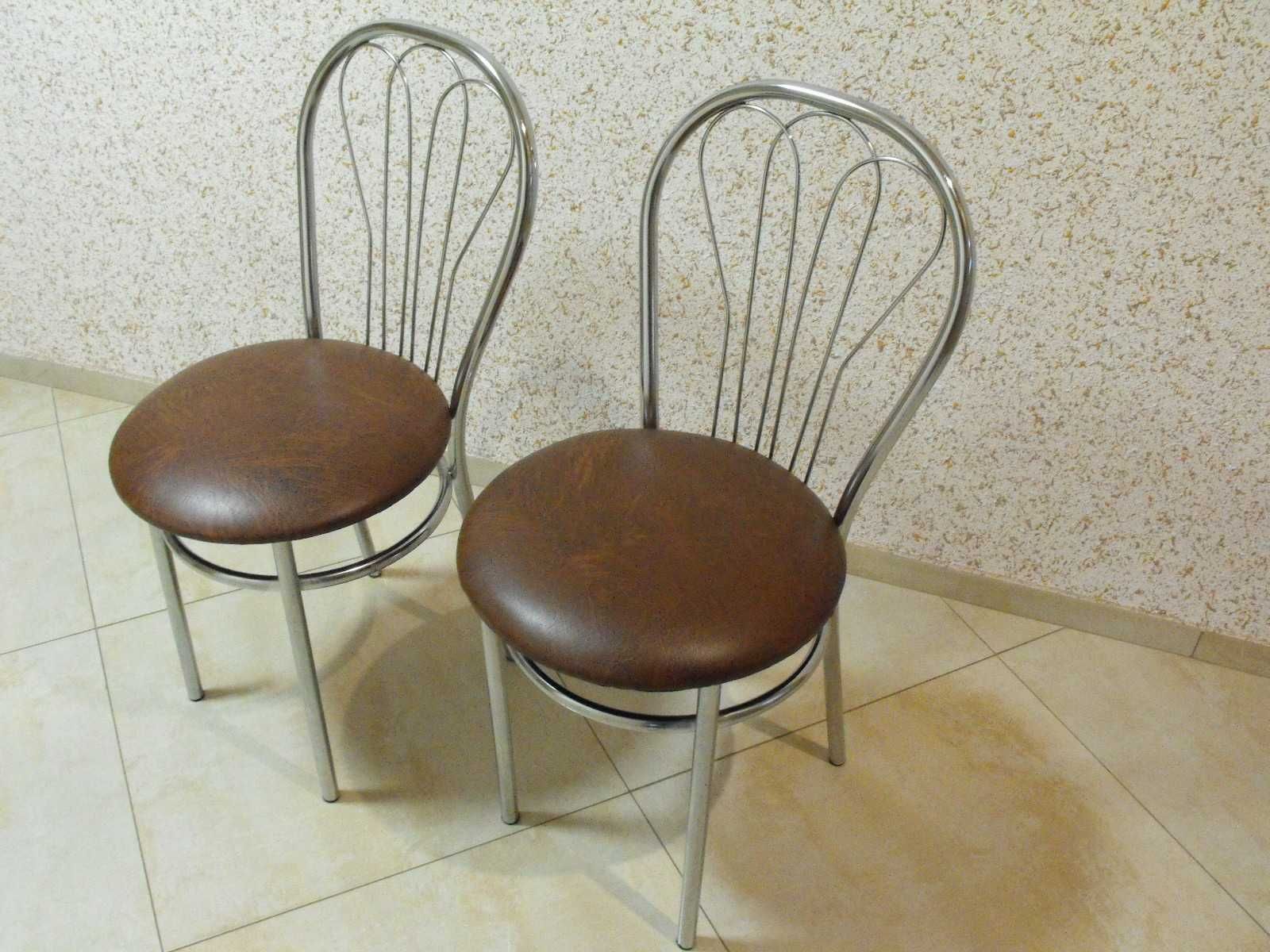 Krzesła kuchenne, 4 sztuki.