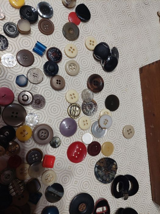 Botões antigos muitos