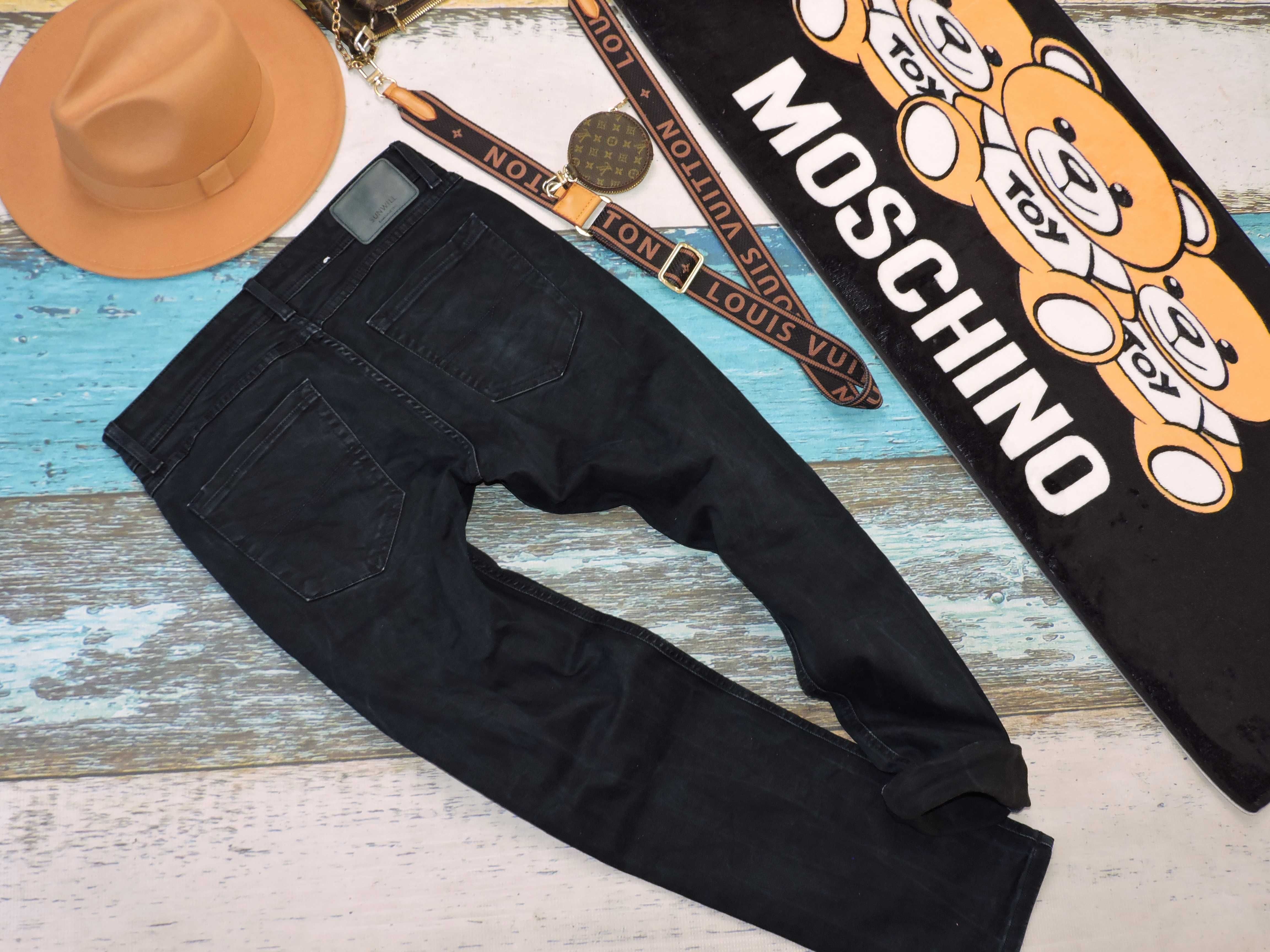 Sunwill Męskie spodnie jeans granat 33/30