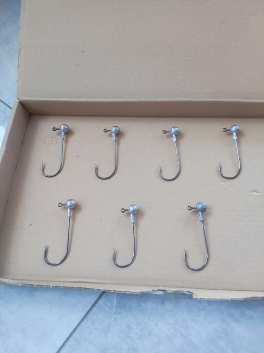 Główki spinningowe, nieużywane.