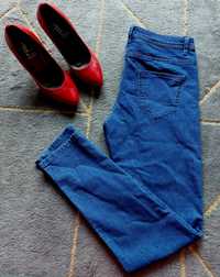 Spodnie jeansy Cropp regular 38 M