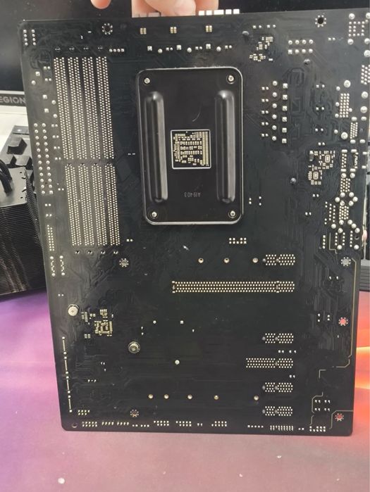 Материнська плата asrock x370 pro4, + процесор:ryzen 5 3600x