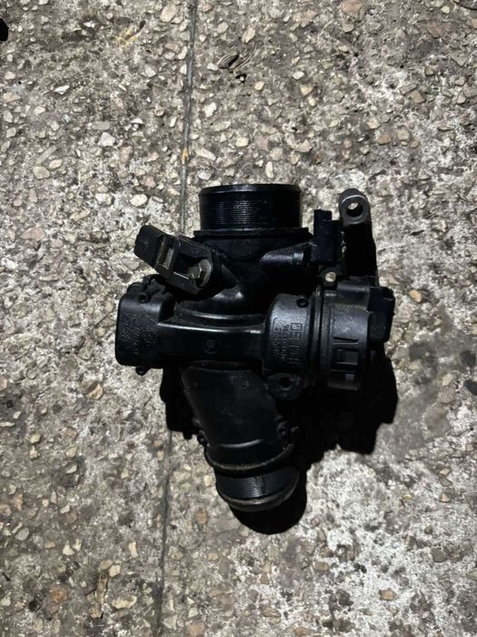 Дросельна заслонка Delphi