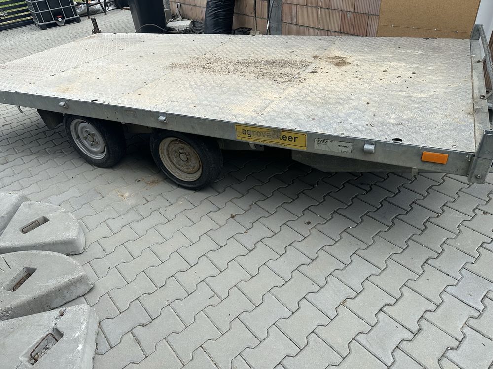 Sprzedam Przyczepę ciężarową DMC 2T POLECAM