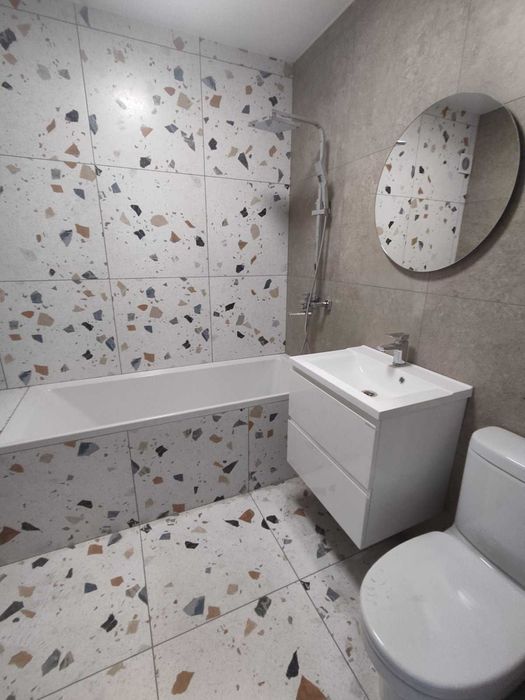 1к, центр, ремонт, супер пропозиція. середній поверх