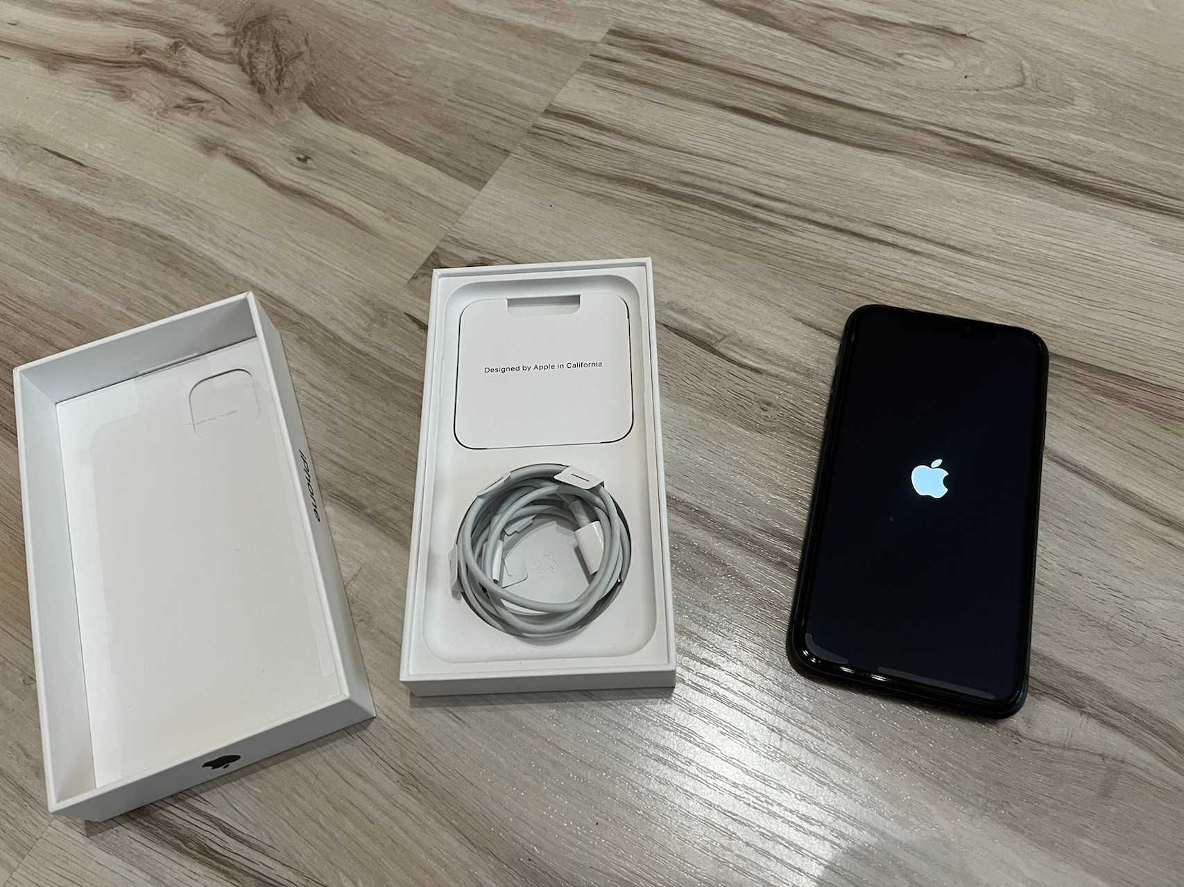 iPhone 11 czarny 128Gb stan idealny