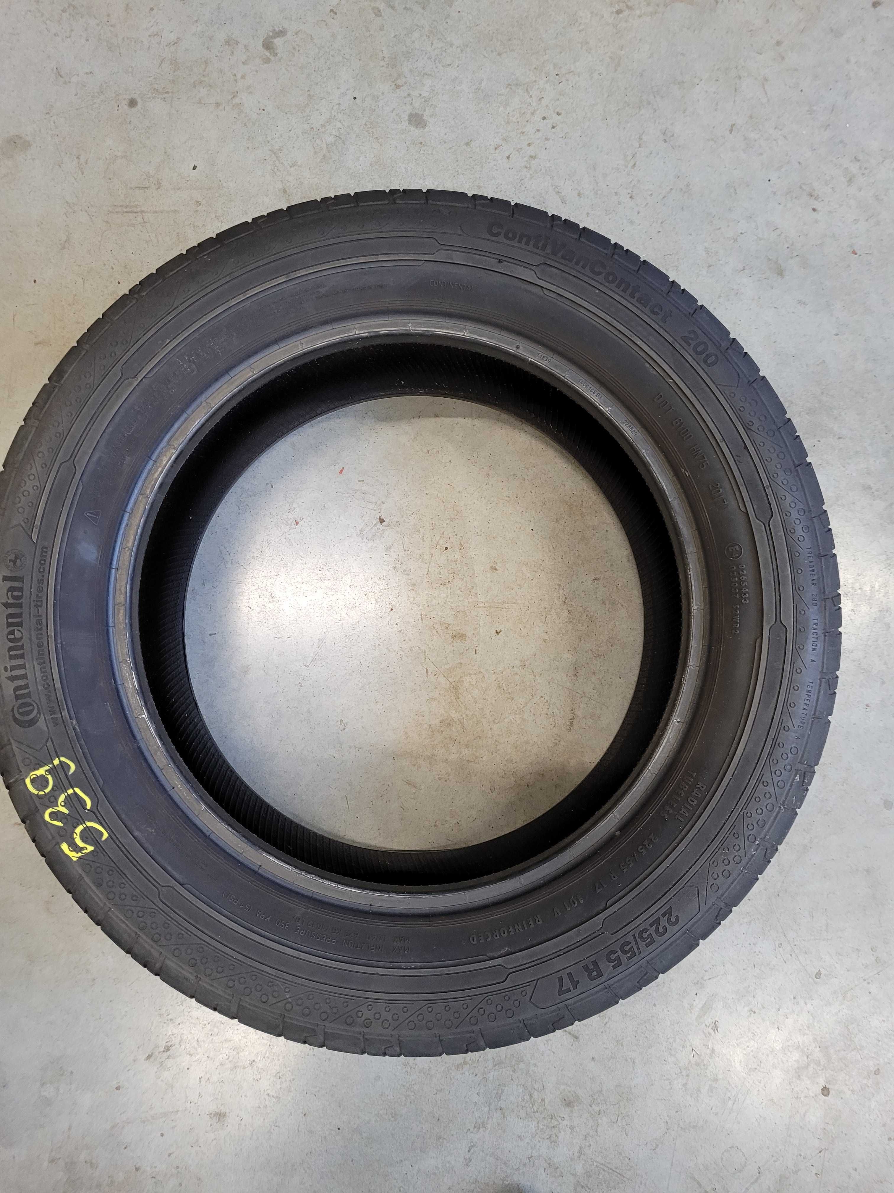 Opona Continental 225/55 R 17