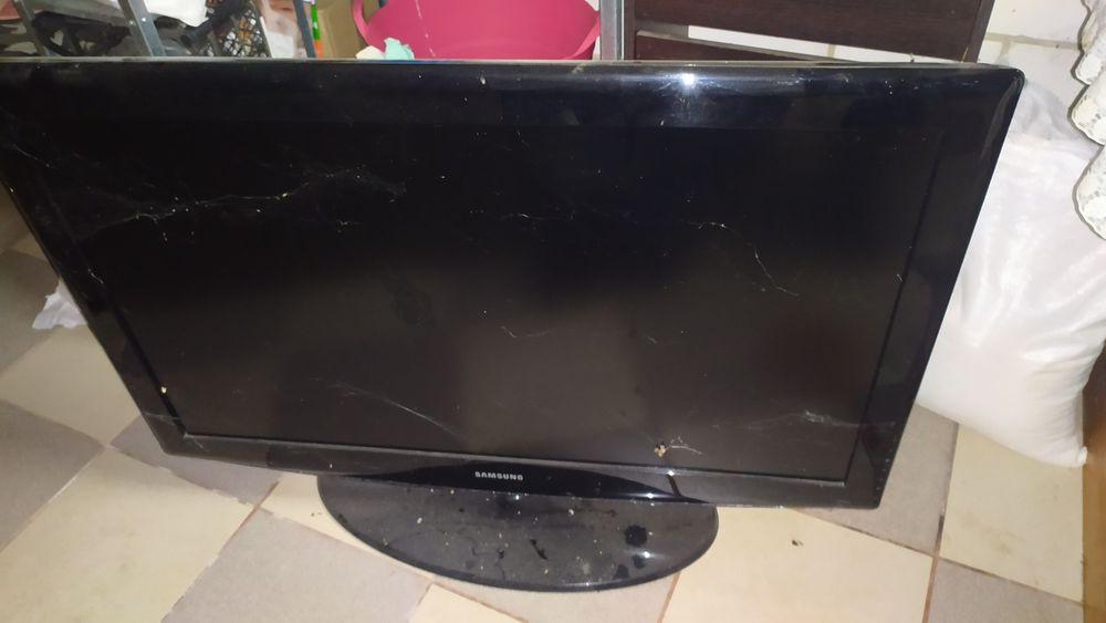 телевизор самсунг LE40R81B