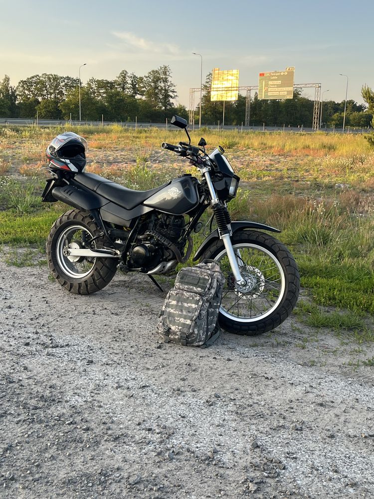Yamaha TW 125 / Rok 2000