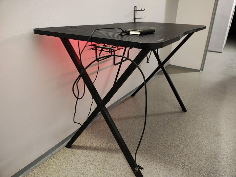 Biurko gamingowe Genesis Holm RGB