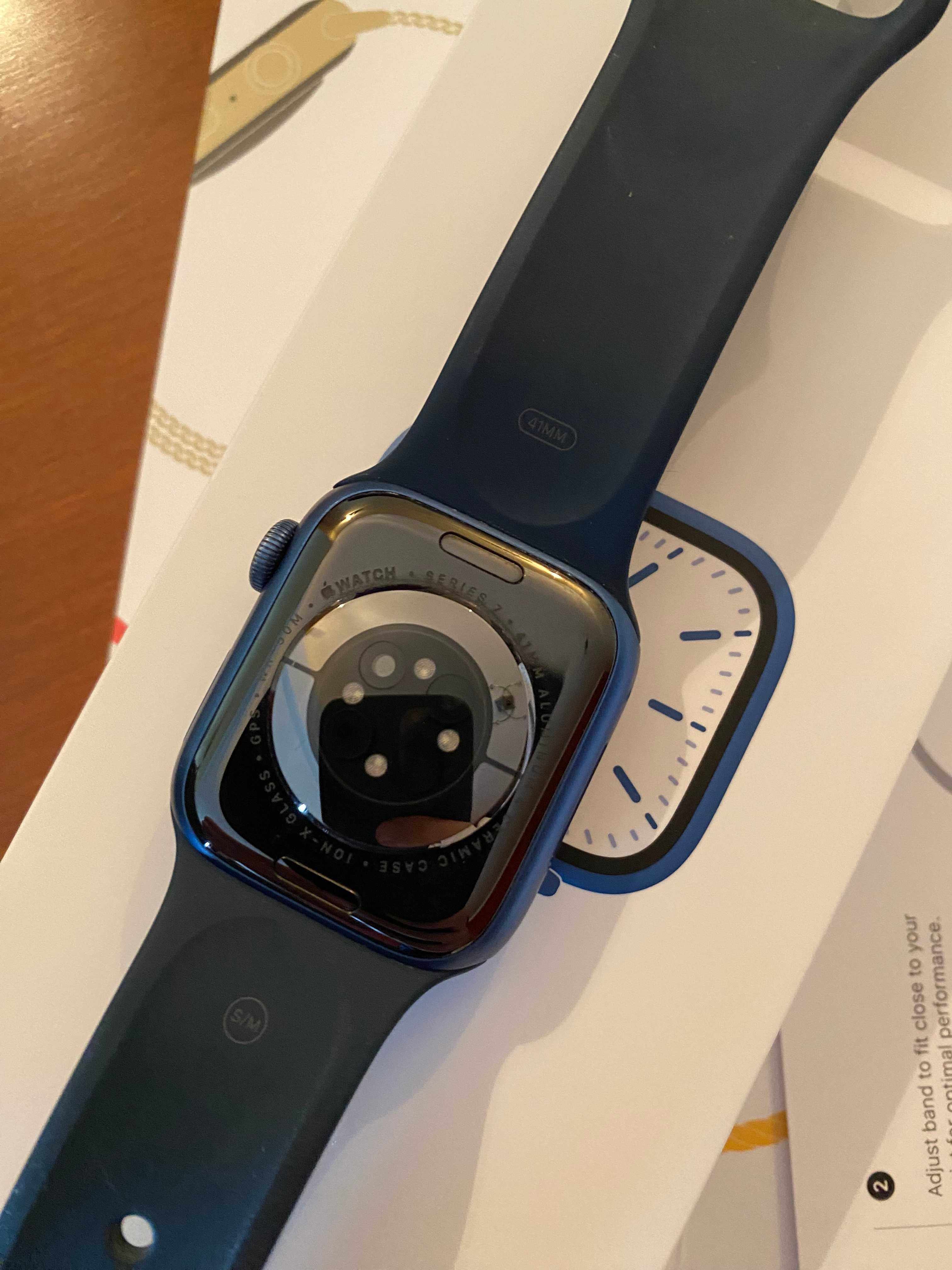 Apple Watch Série 7 41mm Azul + pack braceletes