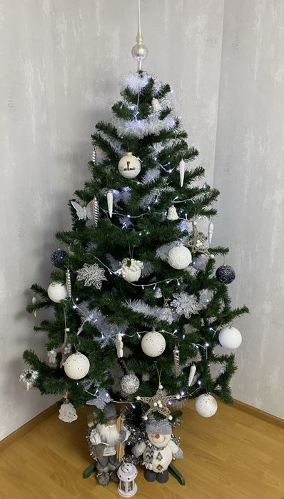 Ялинка штучна 2.2 м