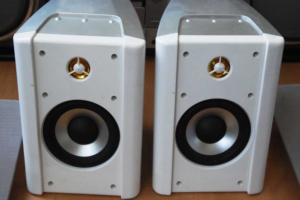 Компактная акустика Monitor Audio