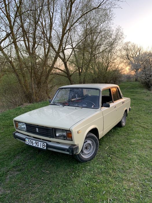 Продам ваз 2105 1981р.