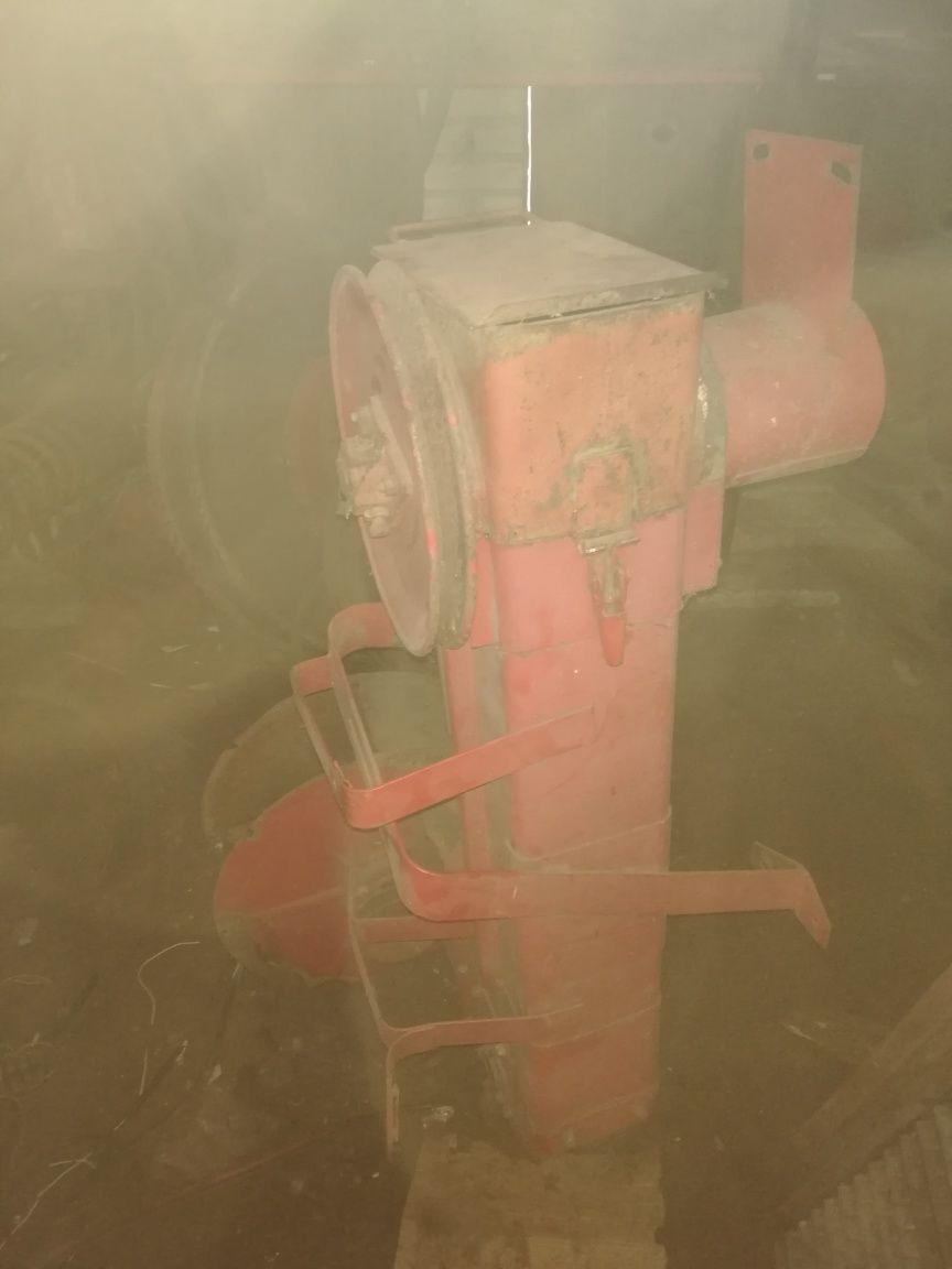 Kłosownik Massey Ferguson 520, 525, 530, 620, 625 inne