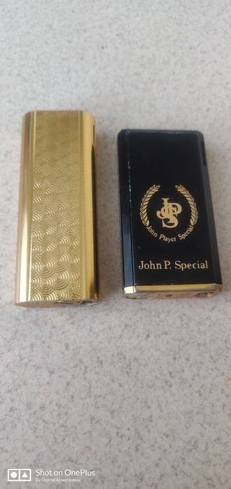 Продаются зажигалки на батарейках.