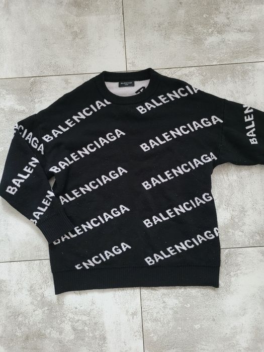 Sweterek Balenciaga rozmiar L