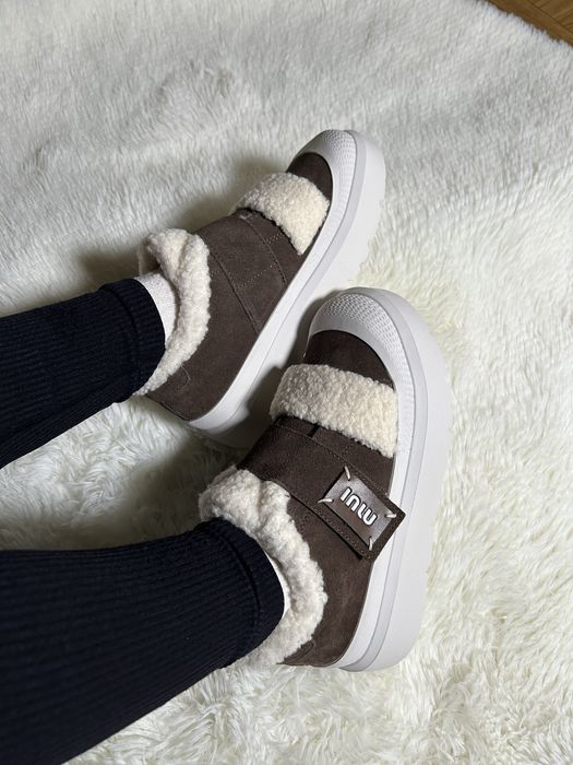 Кеди зимові трендові на хутрі. Черевики коричневі на хутрі