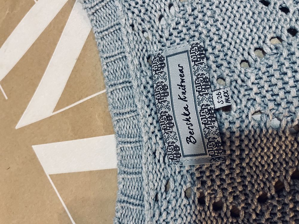 Szary sweter damski kardigan na guziki dzianinowy bershka rozm S