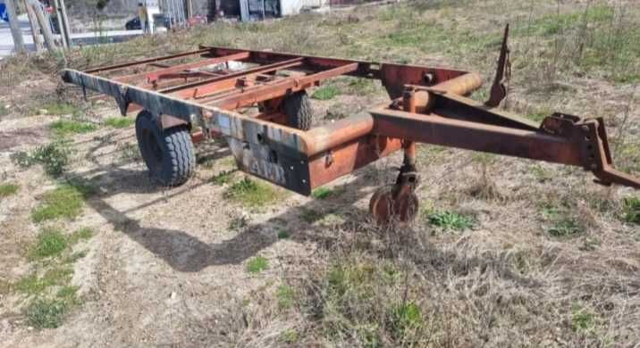 Reboque agrícola