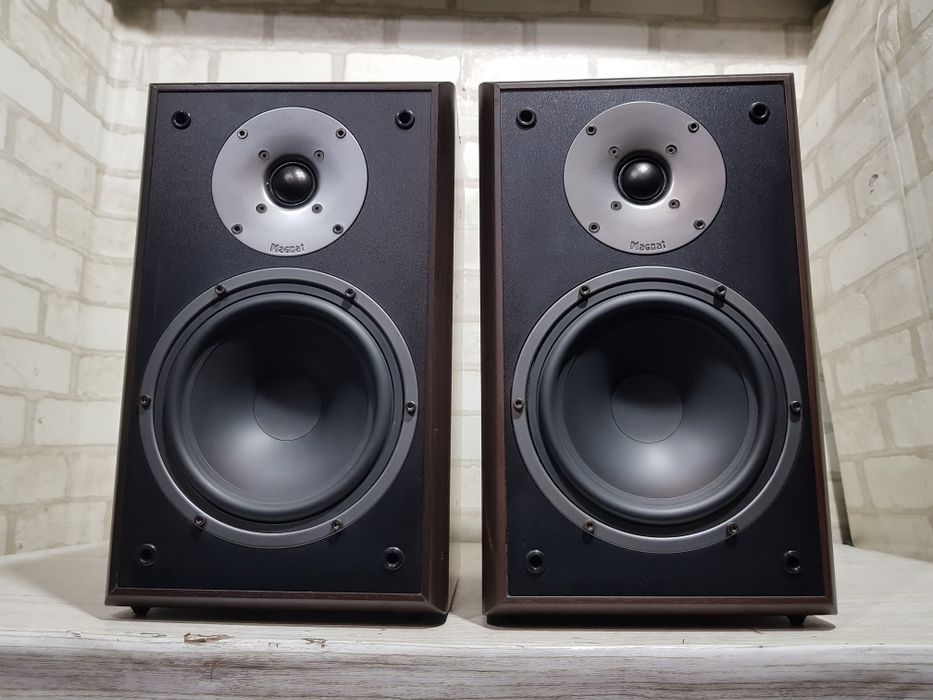 Акустика Magnat Monitor Supreme 202, потужність 100/200 Вт, б/у