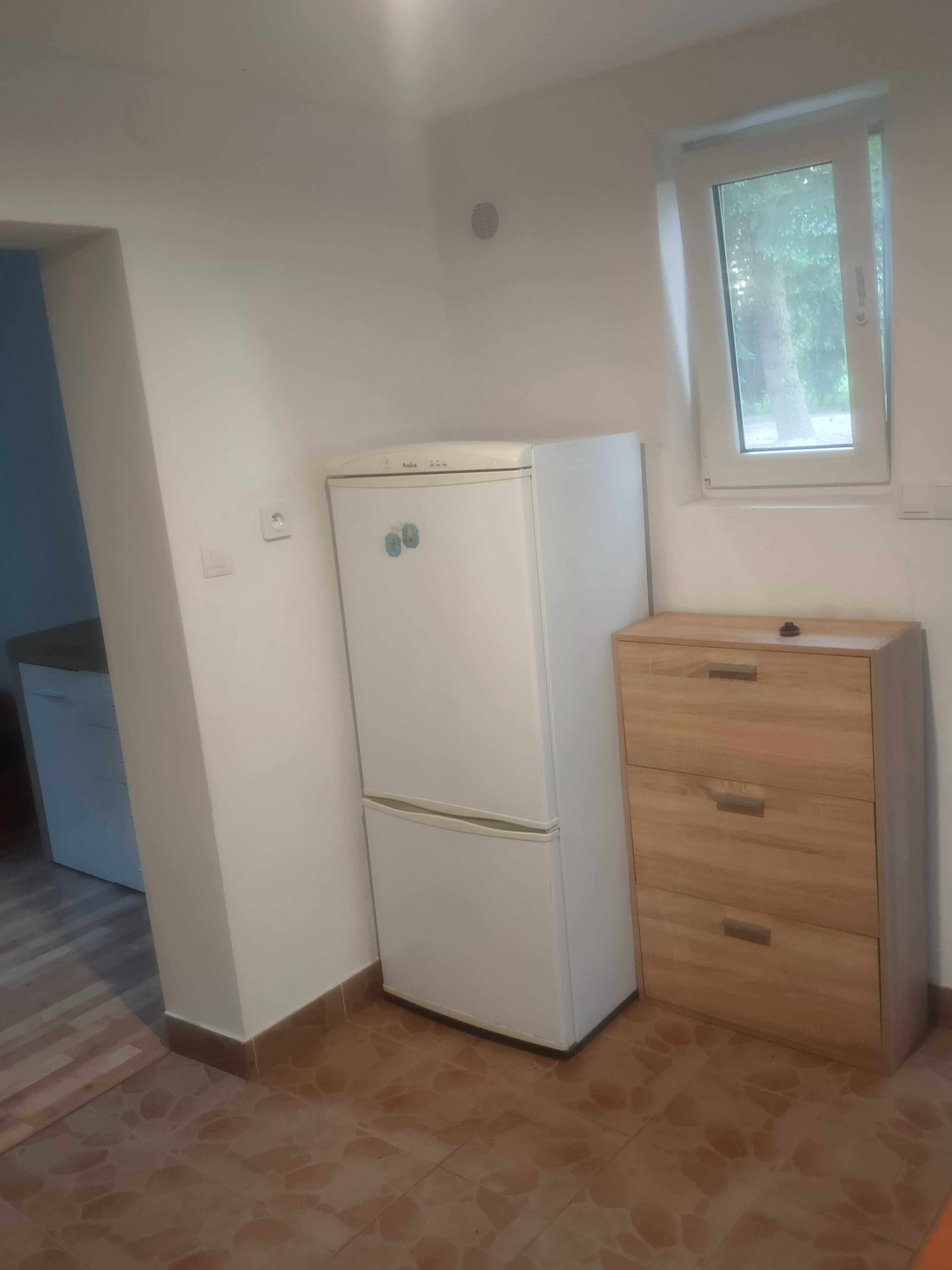 Dom ok 60m2 z podwórkiem, Gm. Czosnów. Możliwość krótkiego najmu.
