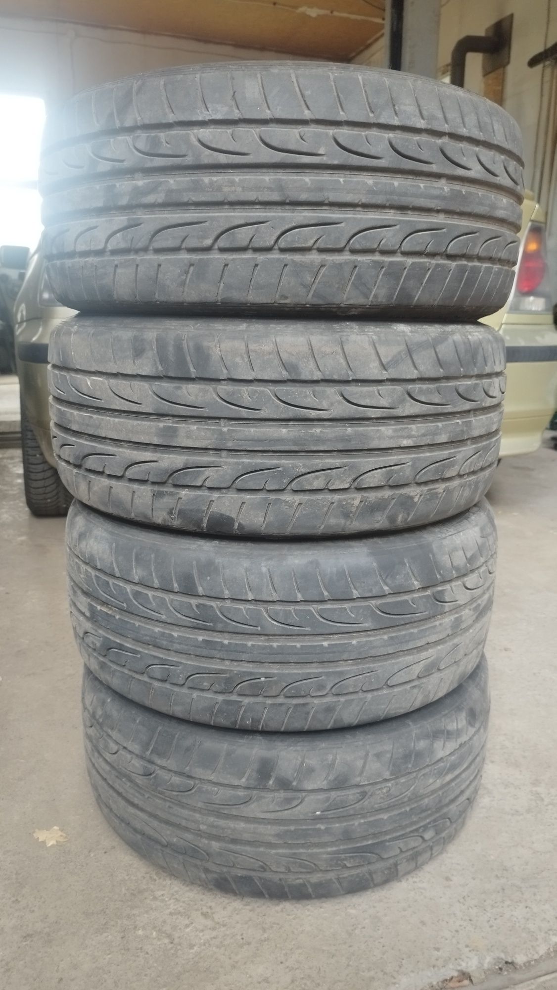 Opony letnie Dunlop 215/35/18 komplet