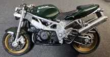 Miniatura moto Suzuki 1000 Street bike