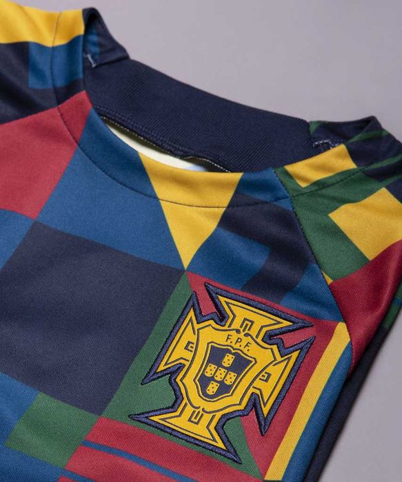 Camisola Nike Portugal Pré-jogo 2022  (XXL)