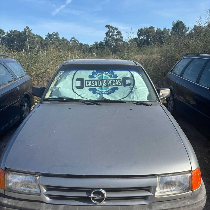Opel Astra F 1.4 ( PARA PEÇAS )