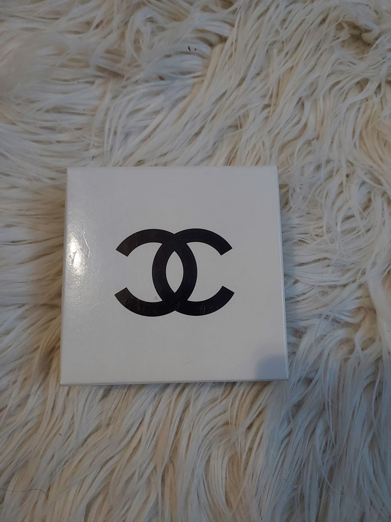 Nowe  stringi Chanel