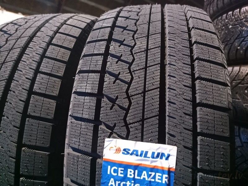 Зима шина Sailun ICE BLAZER Arctic 215/55 R17 98H XL/FR, усі розміри!