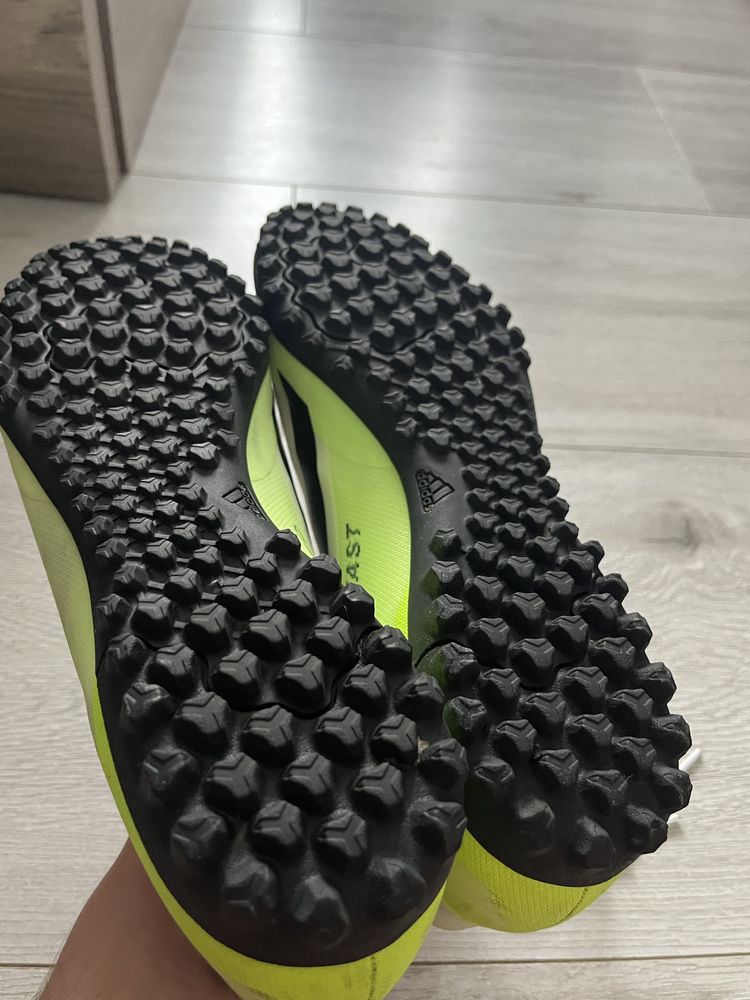 Buty Piłkarskie Turfy Adidas 44