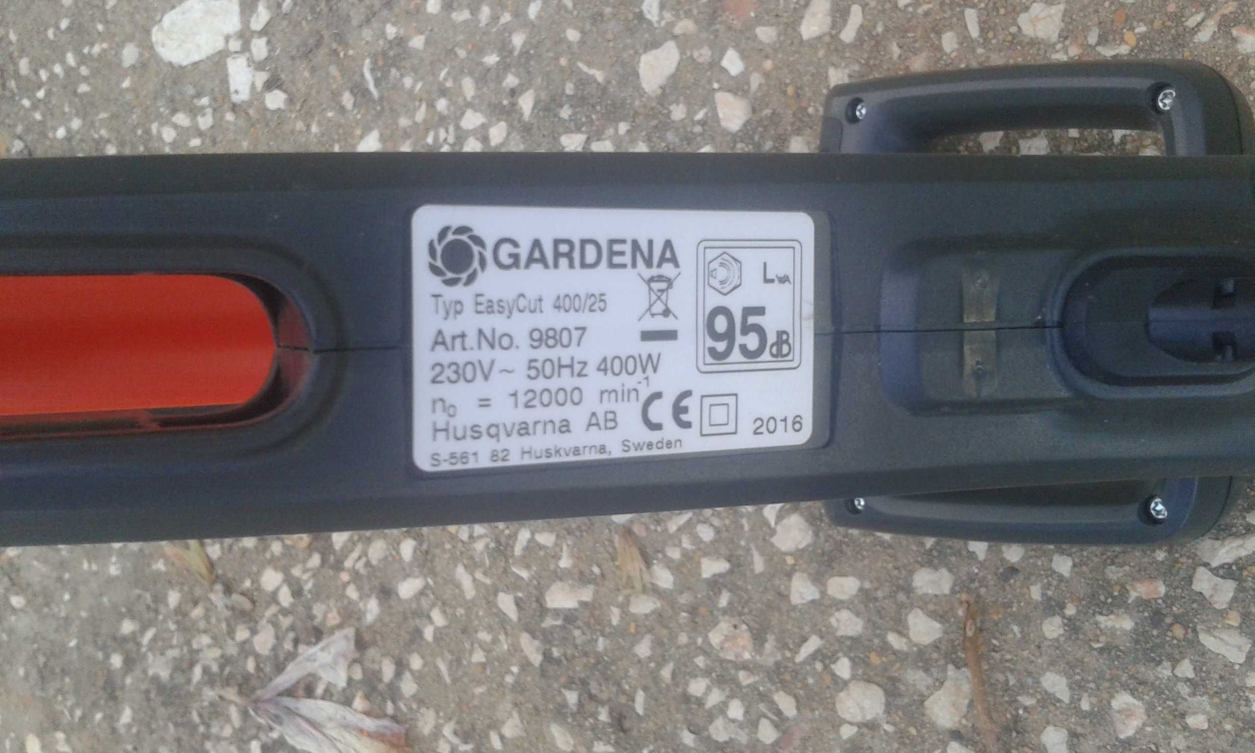 Vendo aparador eléctrico Gardena Easy Cut 400/25