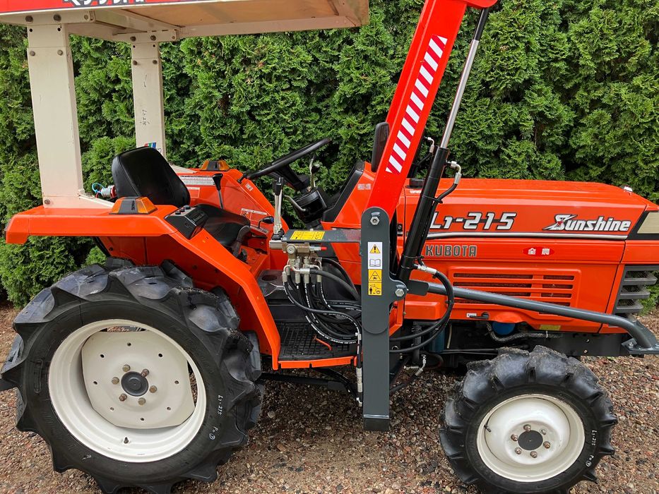 Mini Traktor Kubota L1 215 Rewers Wspomaganie Ładowacz Tur Ogrodniczy