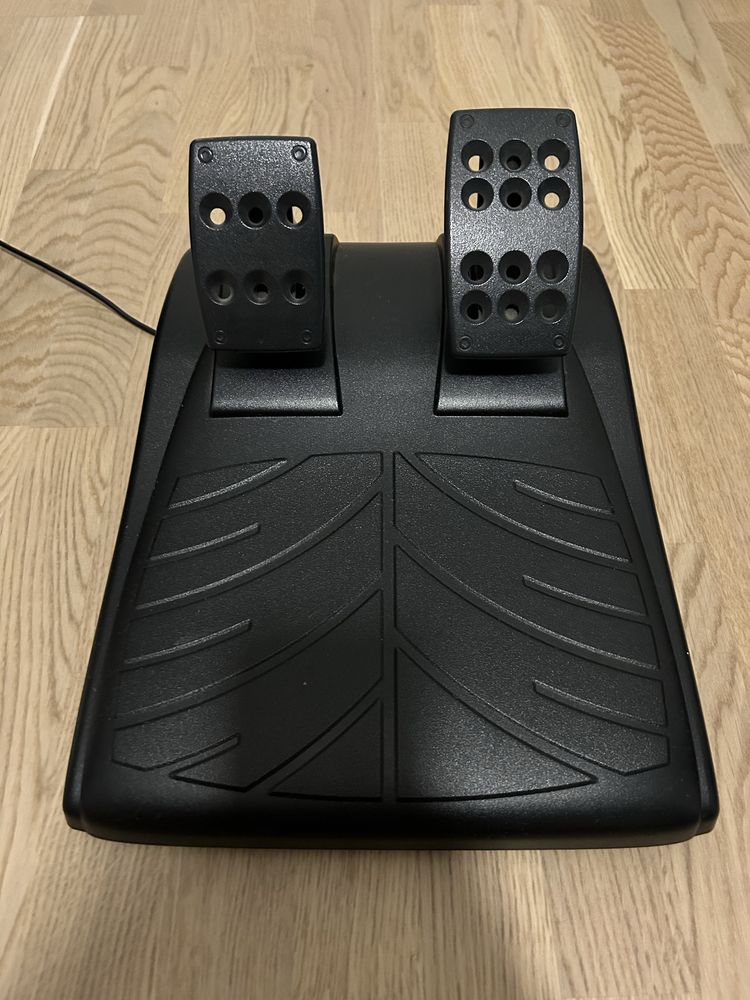 Kierownica Logitech Driving Force GT