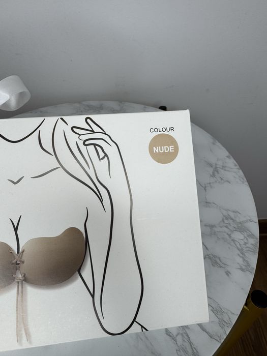 Nowy Damski Stanik Biustonosz Samonośny Przyklejany Pepco L/XL Nude