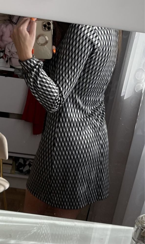 Geometryczna szara sukienka Mosquito XS